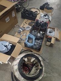 Materiale per serramenti e fabbro