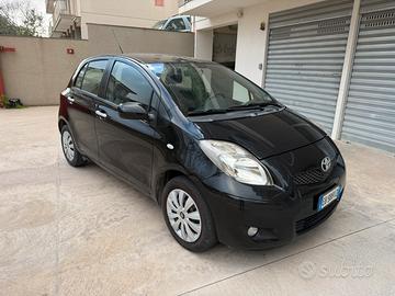 Toyota Yaris 1.0 2010