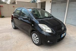 Toyota Yaris 1.0 2010