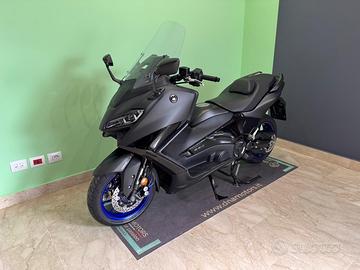 Yamaha TMAX 560 - Garantito e finanziabile