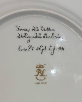 SERVIZIO DI PIATTI Di CERAMICA DI CAPODIMONTE