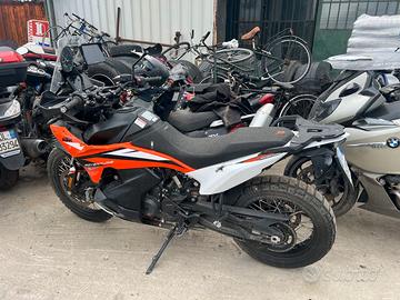 KTM 890 Adventure