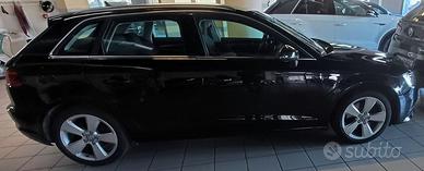 AUDI A3 SPB 2.0 TDI 184 CV S tronic Design quatt