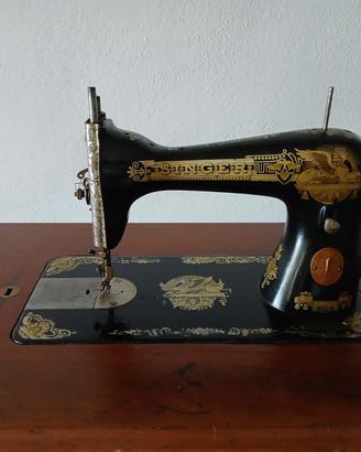 MACCHINA DA CUCIRE SINGER  PRIMI 900