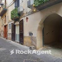 MONOLOCALE VIA MAZZINI