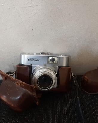 Macchina fotografica vintage anni 70
