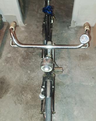 Bicicletta  Bianchi con freni a bacchetta