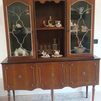 SALA COMPLETA DI VETRINA BUFFET TAVOLO E 6 SEDIE