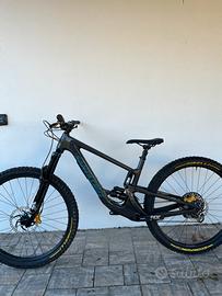 Santa Cruz Hightower 2022