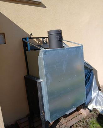 Caminetto a legna ventilato