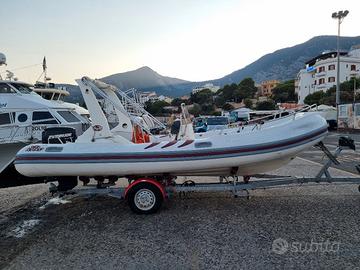 Gommone Icaro 570