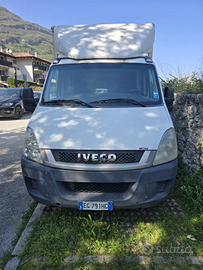 Iveco Daily 3,5T con sponda