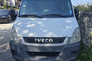 Iveco Daily 3,5T con sponda