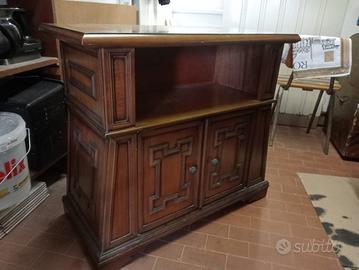 mobile antico ben tenuto 