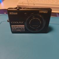 Nikon coolpix s570