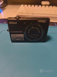 Nikon coolpix s570