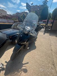 Piaggio Beverly 400 HPE