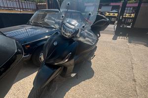Piaggio Beverly 400 HPE