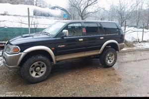 Mitsubishi Pajero sport