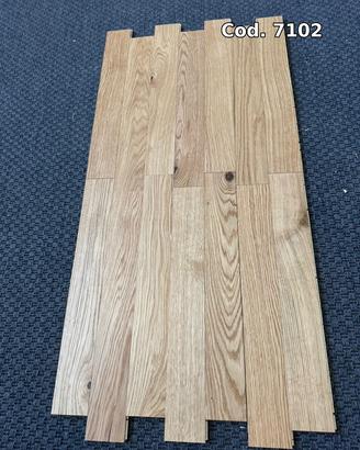 Parquet listello rovere poco nodato a Milano