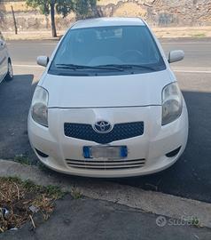 TOYOTA YARIS 1.0 Sol 5 p - Neopatentati