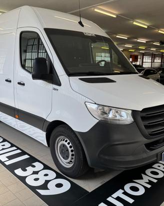 Mercedes-benz Sprinter F37/33 311 CDI RWD TA Furgo