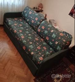 Divano letto matrimoniale come nuovo