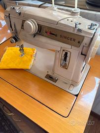 Macchina da cucire Singer vintage funzionante
