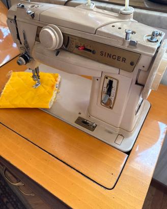 Macchina da cucire Singer vintage funzionante