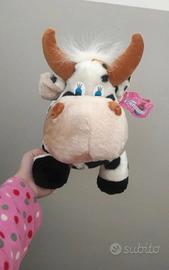 Peluche a forma di mucca