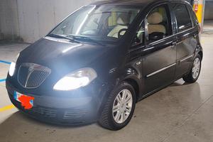 Lancia Musa 2006 1.4 16v benzina