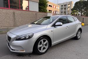 VOLVO V40 1.6 DIESEL AUTOMATICA PERFETTA !!!