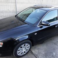 AUDI A4 STATION WAGON 2007 - RICAMBI