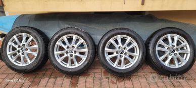 Cerchi in lega originali Mazda