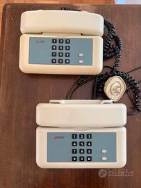 Vecchi telefoni