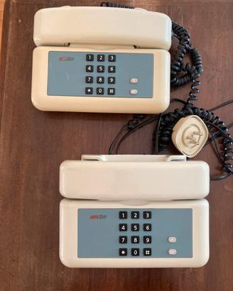 Vecchi telefoni