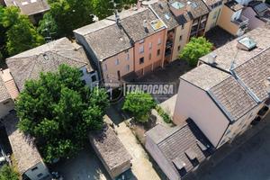 RIF: V015 Terracielo spazioso a due passi dal cent