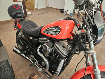 Harley Davidson sportster 883r
