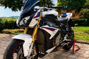 BMW S 1000 R HP