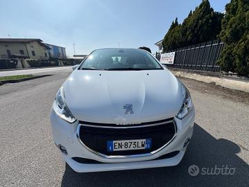 Peugeot 208 1.4 HDi 68 CV 5 porte Active