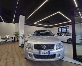 Suzuki Grand Vitara 2.0 16V 5 gpl