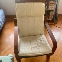 Sedia a dondolo Poang Ikea