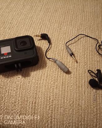 Hero 8 + box  + adattatore microfono + mocrofono