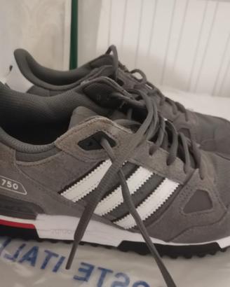 Adidas Originals ZX 750 in colorazione grigia. n40