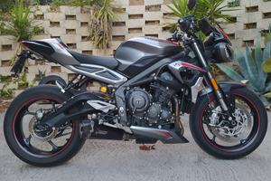 Triumph street triple 765RS