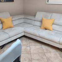 divano angolare nuovo