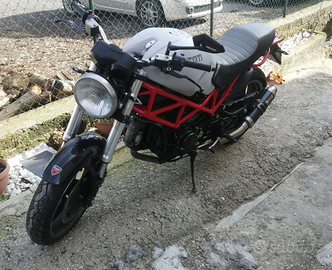 Ducati monster 695