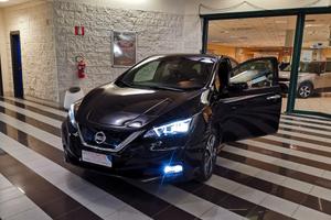 Nissan Leaf N-Connecta 40 kWh 06/2021