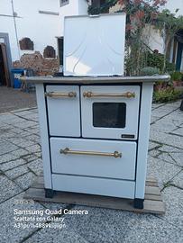 Stufa economica a legna LA NORDICA  con forno