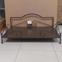 Lettino per animali in ferro battuto